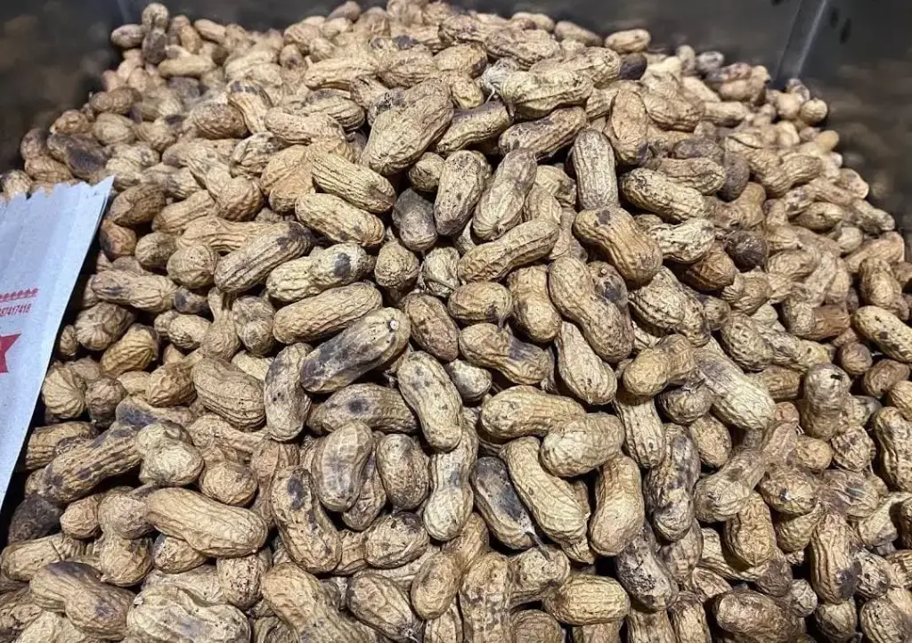 ROASTED PEANUTS PER 1/2 KG
