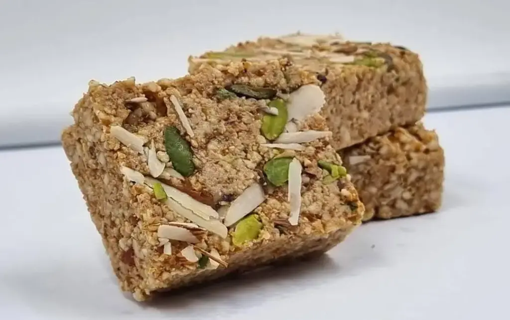 GAJAK BARFI PER 1/2 KG